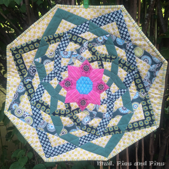 EPP Octagonal mini quilt | Mud, Pies and Pins
