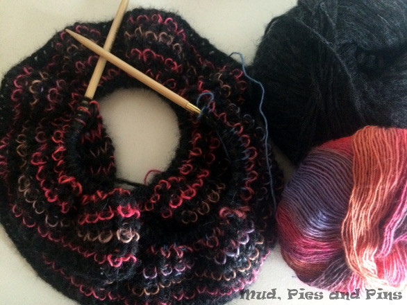 Knitting WiP Wednesday | Mud, Pies and Pins