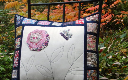 A Mini for the Blogger's Quilt Festival