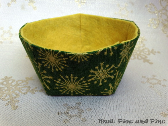 Fabric bowl tutorial | Mud, Pies and Pins