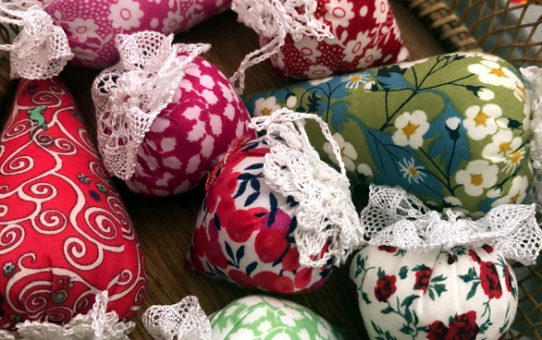 A Handmade Christmas - Liberty Tree Ornaments